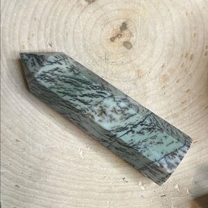 Green Dendritic Jade Tower